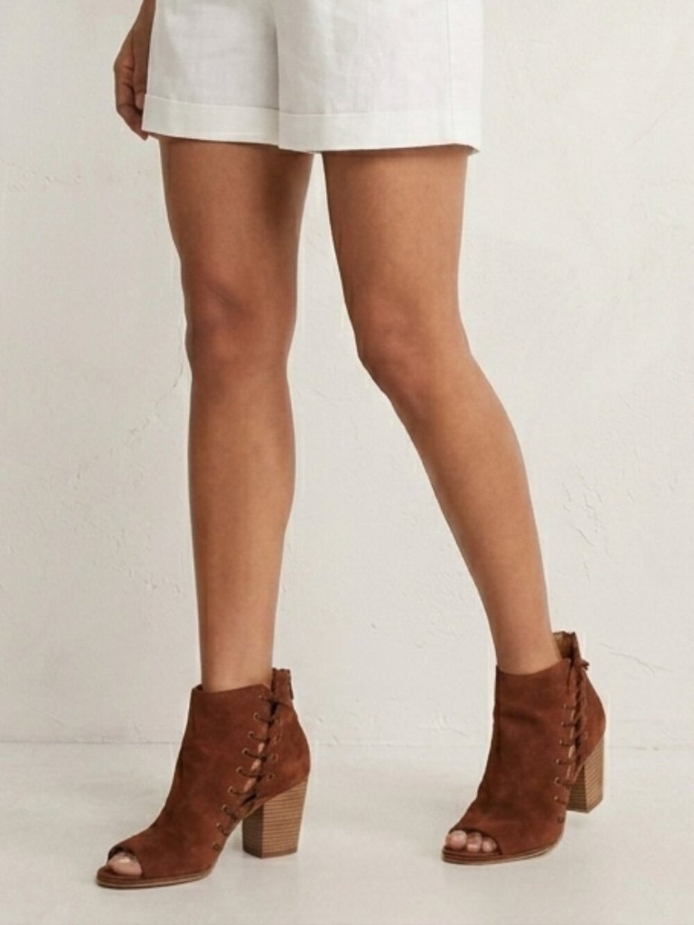 LUCKY BRAND Hartlee Suede Peep Toe Side Laced Zip Bootie Size 8.5M